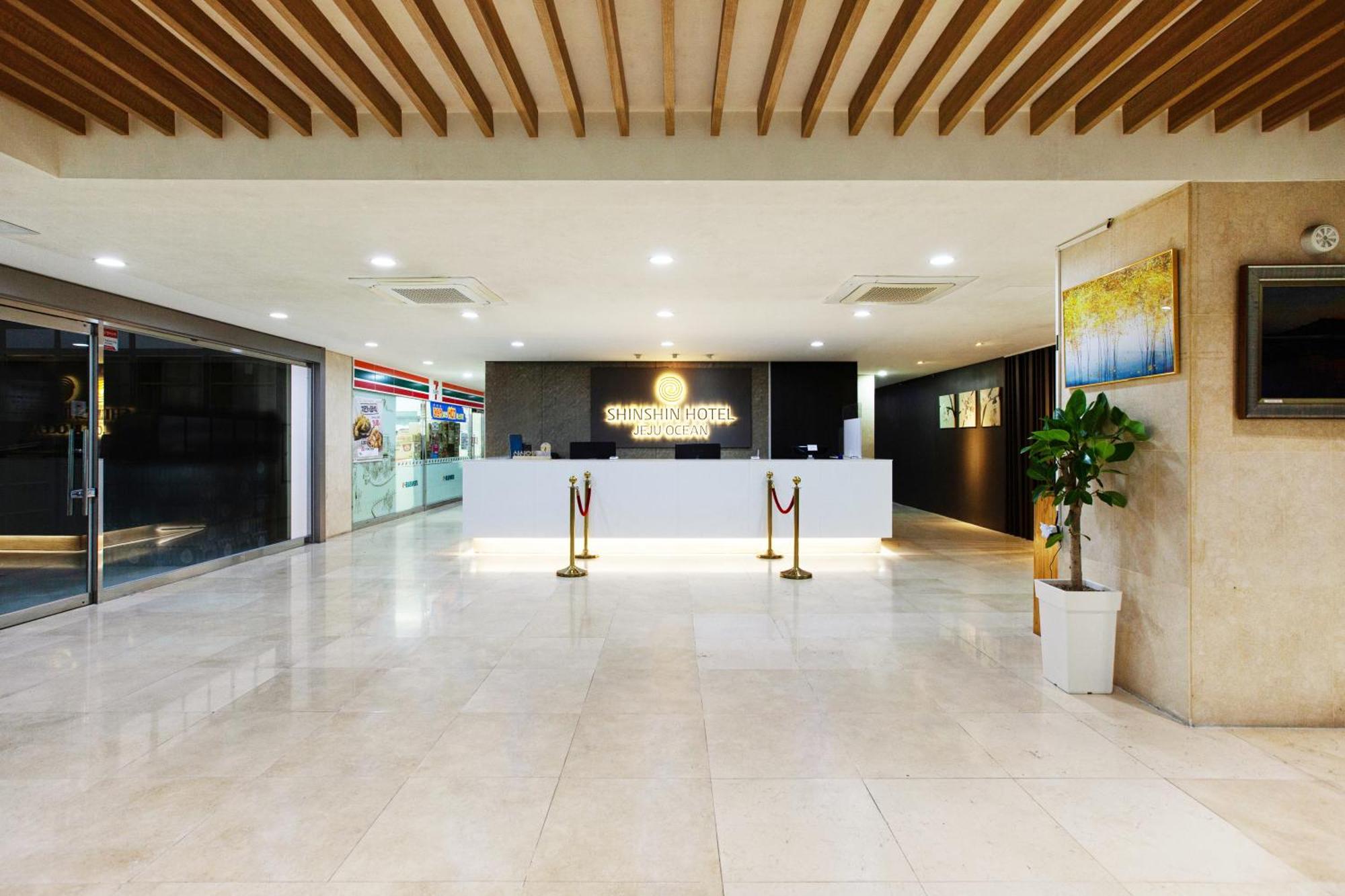 Shin Shin Hotel Jeju Ocean Согвипхо Экстерьер фото