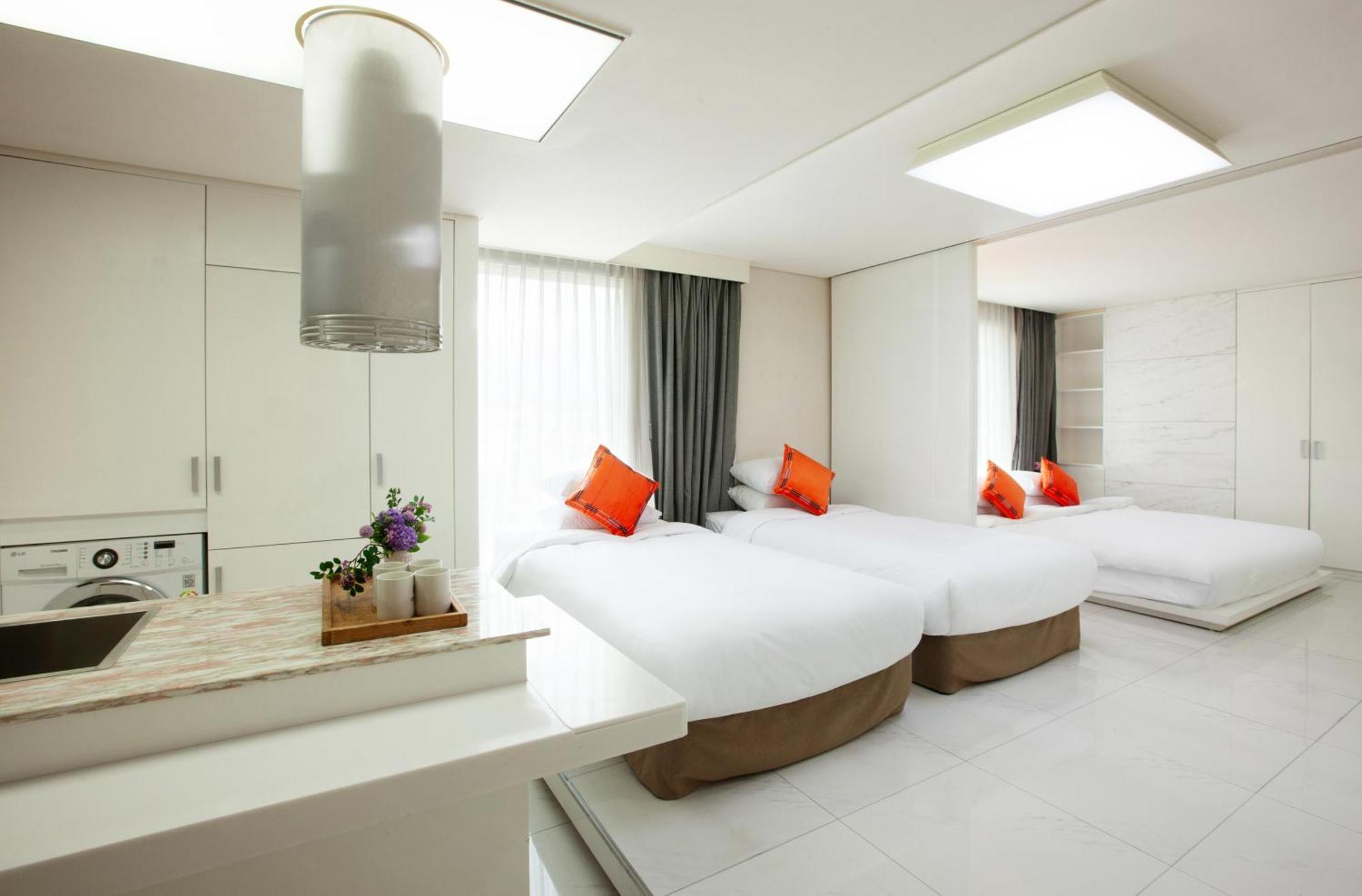 Shin Shin Hotel Jeju Ocean Согвипхо Экстерьер фото