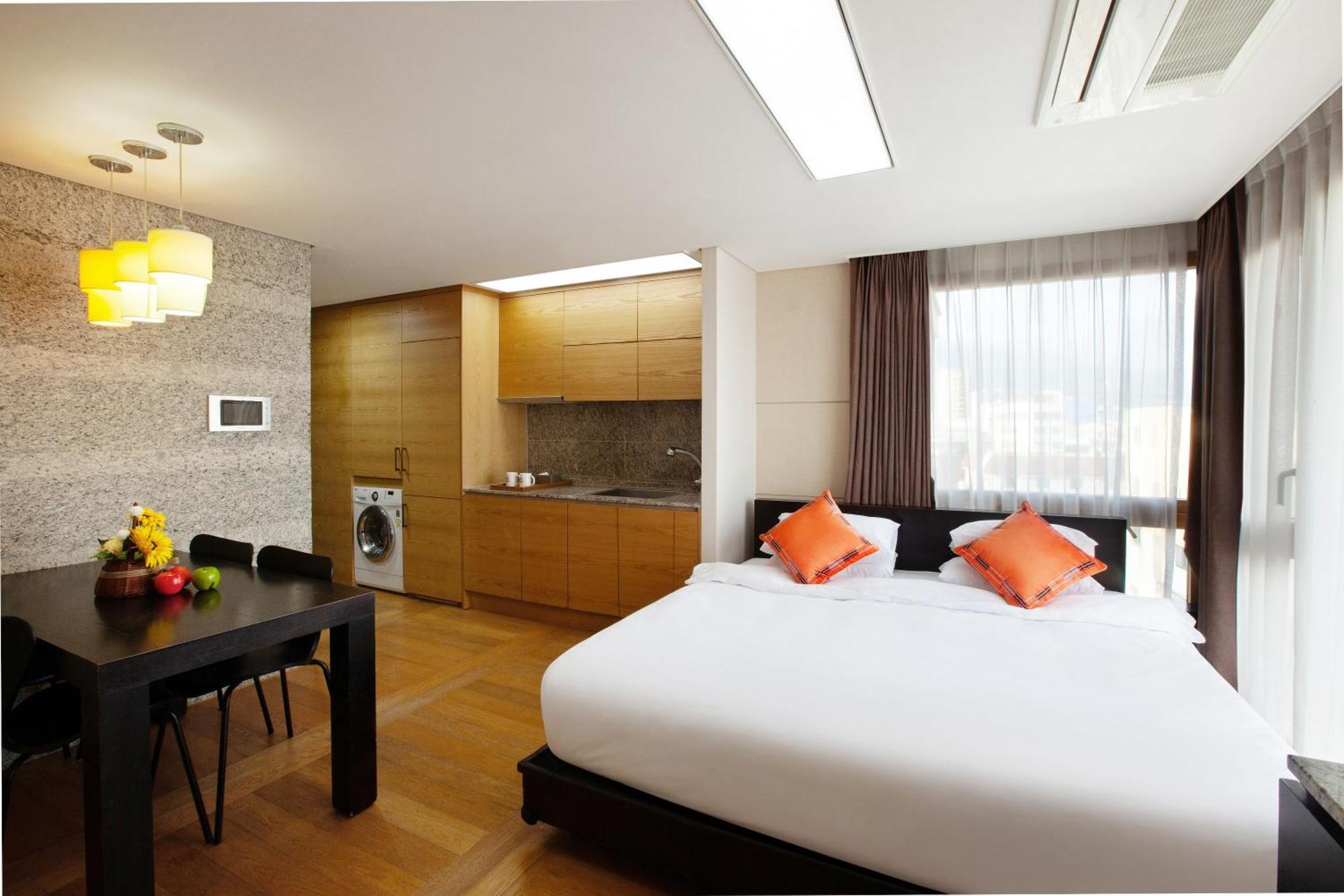 Shin Shin Hotel Jeju Ocean Согвипхо Экстерьер фото
