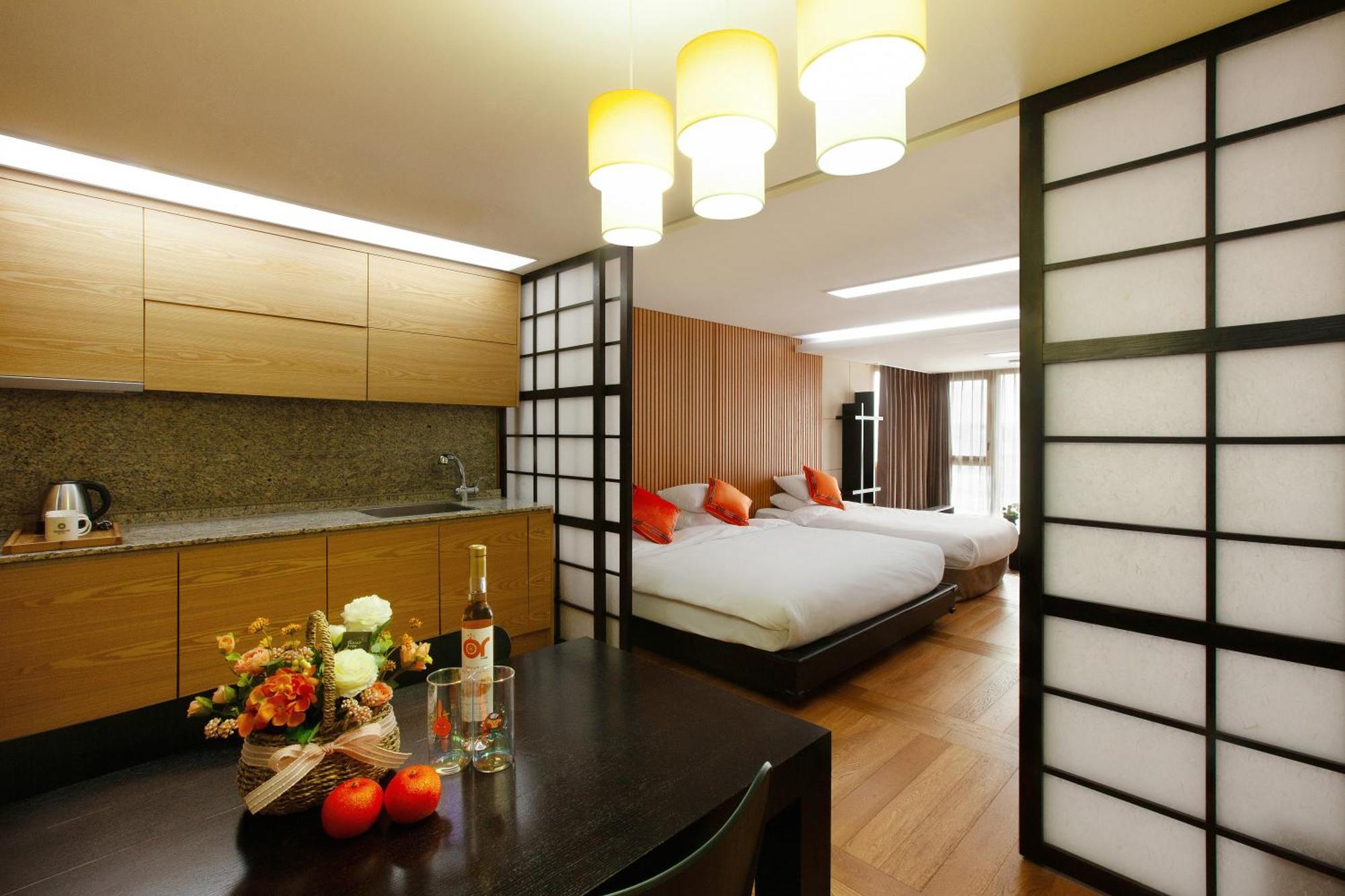 Shin Shin Hotel Jeju Ocean Согвипхо Экстерьер фото