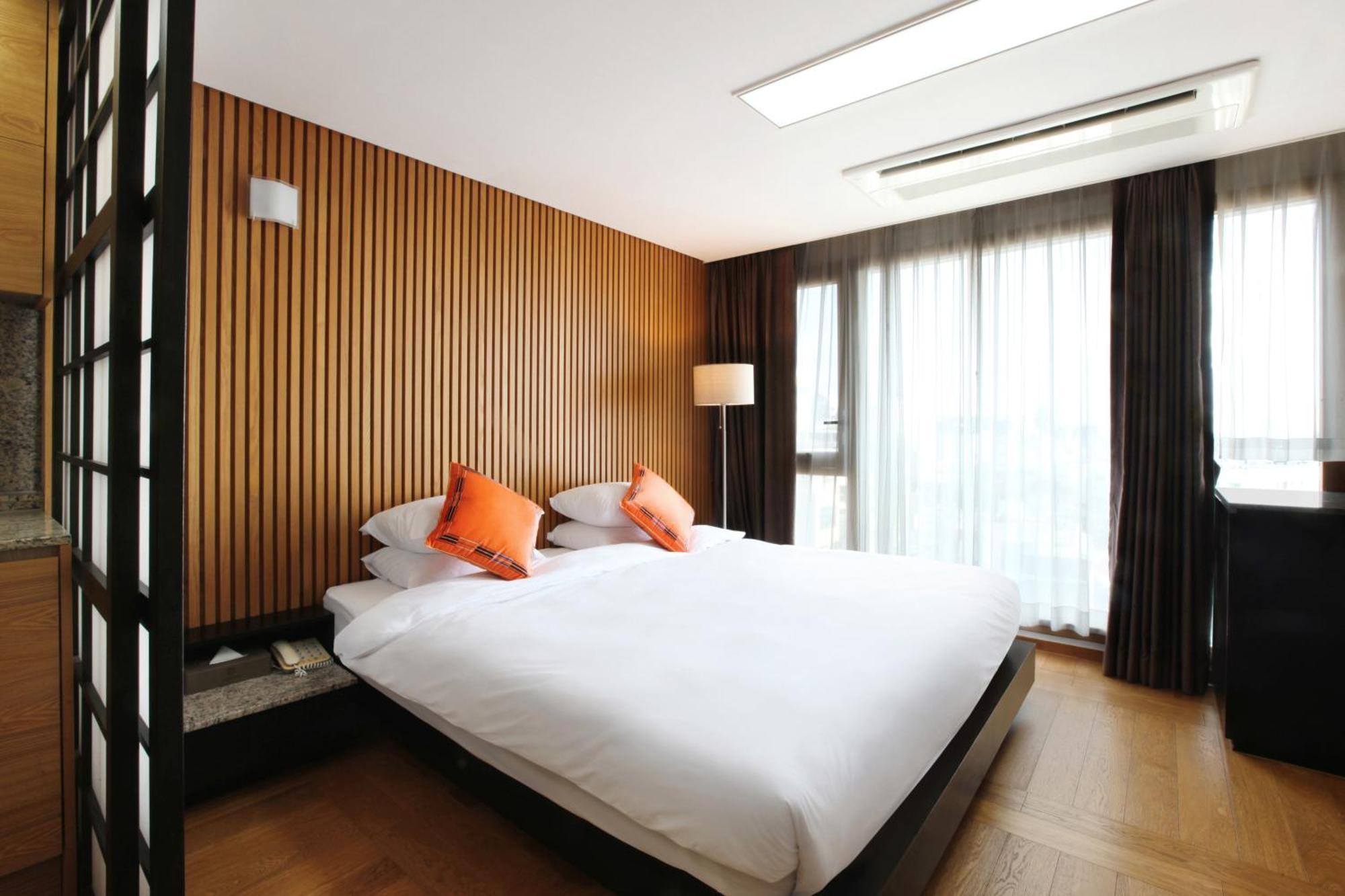Shin Shin Hotel Jeju Ocean Согвипхо Экстерьер фото
