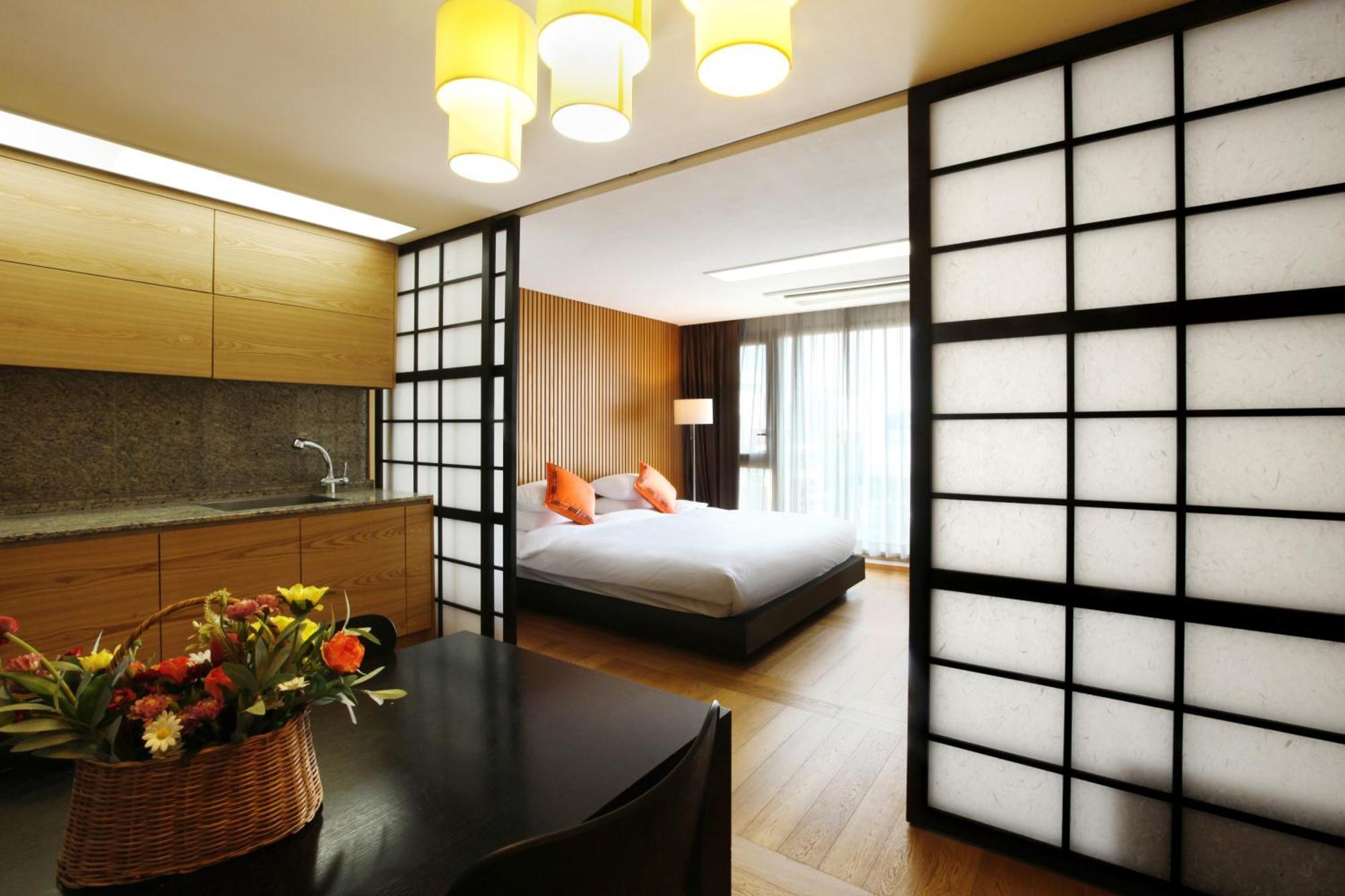 Shin Shin Hotel Jeju Ocean Согвипхо Экстерьер фото